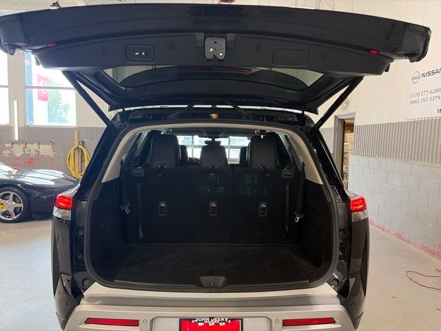 Certified 2023 Nissan Pathfinder SL AWD/4WD image 14