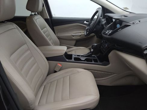 Used 2017 Ford Escape Titanium image 21