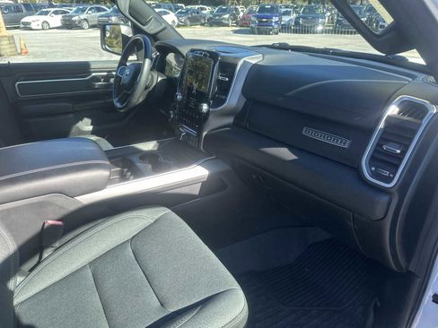 Used 2021 RAM 1500 Big Horn image 28