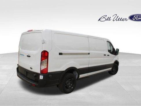 New 2024 Ford E-Transit Low Roof image 3