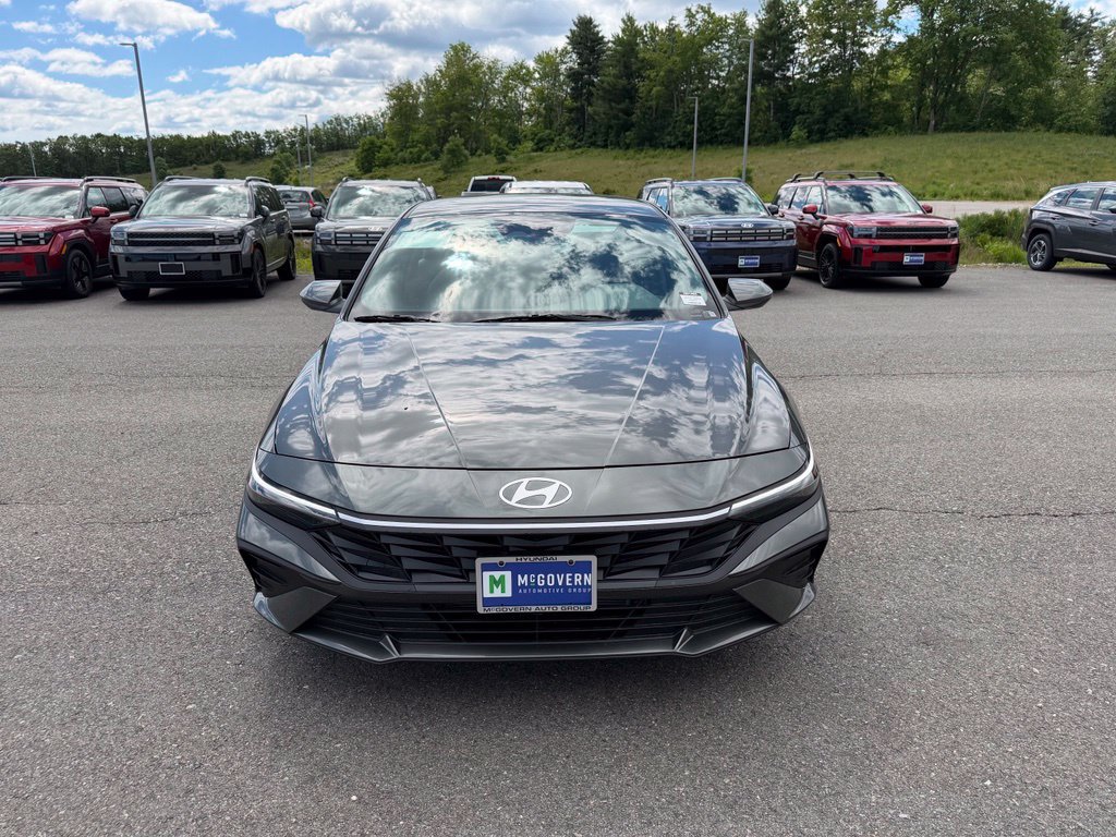 New 2026 Hyundai Elantra SEL w/ Cargo Package FWD image 22