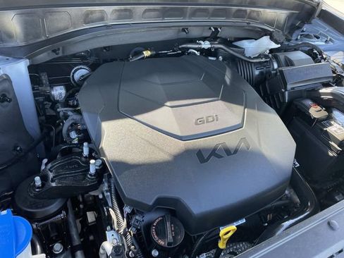 Used 2022 Kia Telluride S FWD image 37