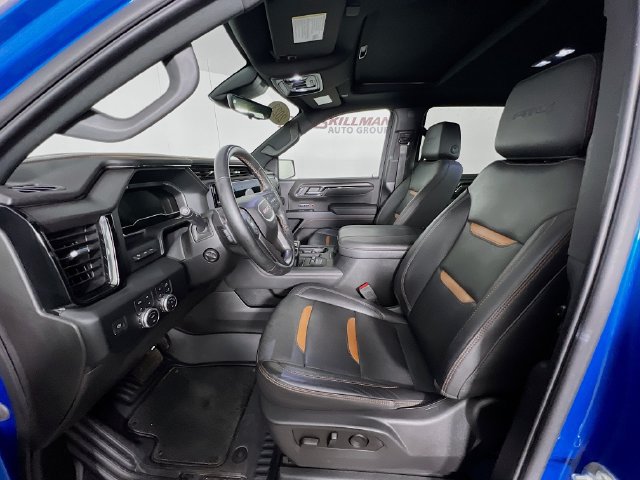 Used 2023 GMC Sierra 1500 AT4 w/ AT4 Premium Package AWD/4WD image 9