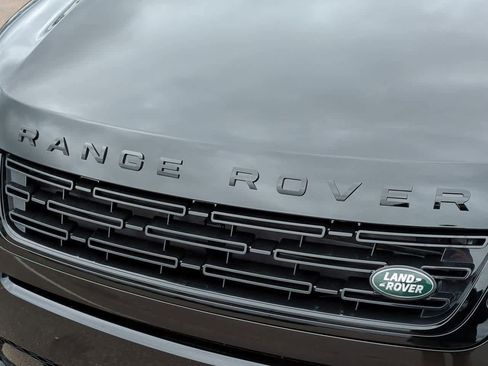 New 2026 Land Rover Range Rover Evoque Dynamic SE image 12