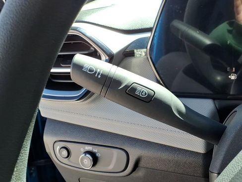 Used 2025 Chevrolet TrailBlazer LS w/ LS Convenience Package image 26