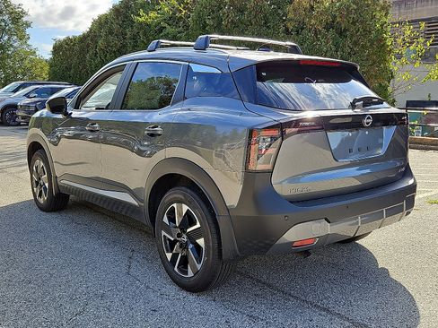 New 2026 Nissan Kicks SV w/ SV Premium Package AWD/4WD image 4