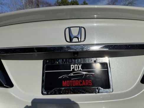 Used 2015 Honda Civic Hybrid image 28