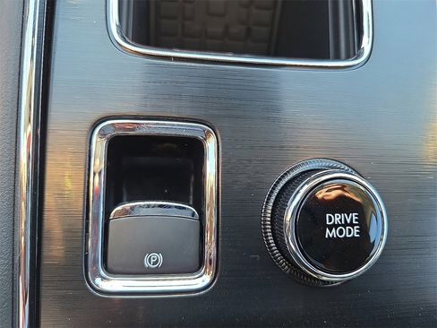 New 2026 Lincoln Aviator 2WD w/ Jet Appearance Package image 17