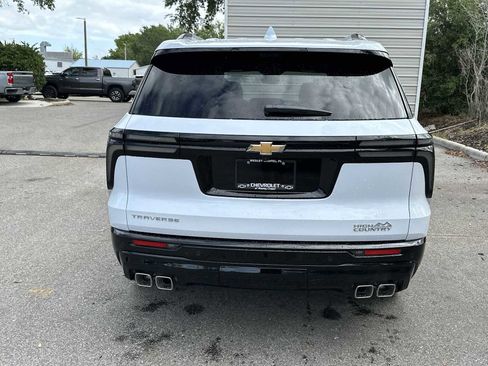 New 2026 Chevrolet Traverse High Country w/ LPO, Floor Liner Package FWD image 6