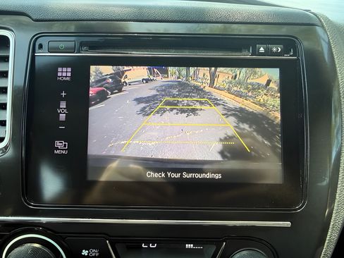 Used 2015 Honda Civic Hybrid Sedan image 18