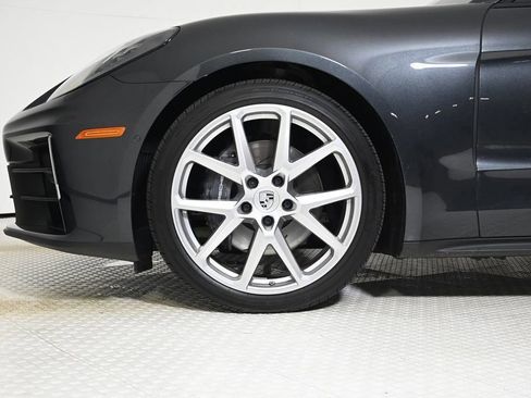 Certified 2024 Porsche Panamera image 30