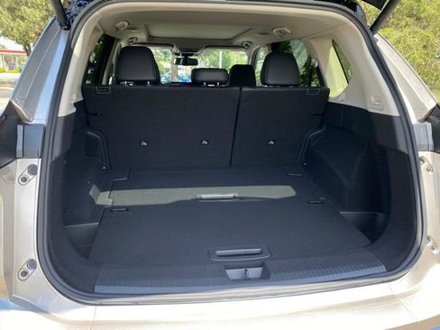 New 2026 Nissan Rogue Platinum AWD/4WD image 26
