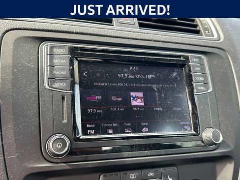 Used 2018 Volkswagen Jetta SE FWD image 15
