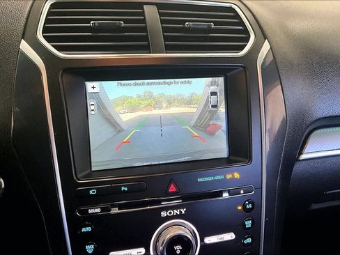 Used 2018 Ford Explorer Sport AWD/4WD image 14