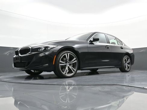 Used 2024 BMW 330i xDrive 330i xDrive w/ Premium Package image 24