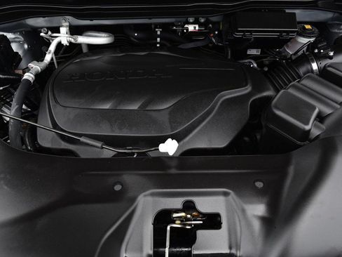 Certified 2025 Honda Ridgeline RTL image 30