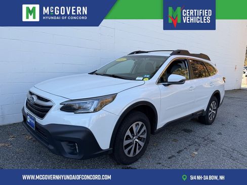 Used 2022 Subaru Outback Premium image 1