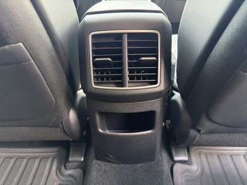 Used 2025 Kia Sportage SX FWD image 10