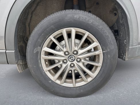 Used 2017 MAZDA CX-5 Touring FWD image 9