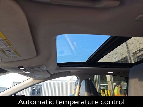 Certified 2025 Nissan Murano SL AWD/4WD image 8