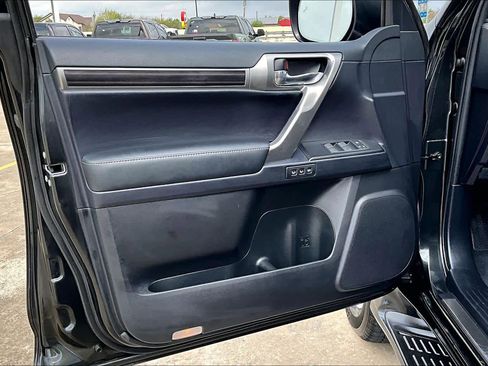 Used 2023 Lexus GX 460 Premium image 22