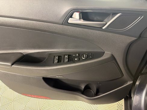 Used 2018 Hyundai Tucson Limited w/ Cargo Package AWD/4WD image 9