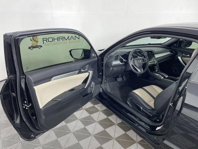 Used 2016 Honda Civic Touring image 18