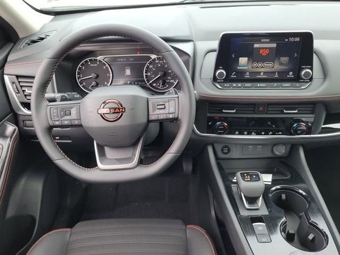 New 2026 Nissan Rogue Rock Creek image 8