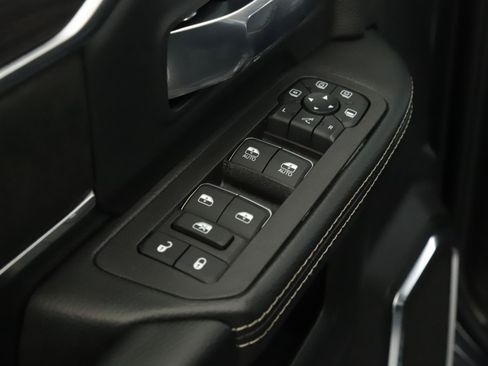 Used 2026 RAM 2500 Laramie w/ Night Edition AWD/4WD image 7