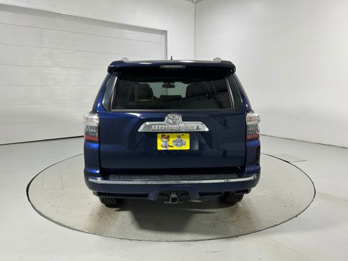 Used 2019 Toyota 4Runner Limited AWD/4WD image 32