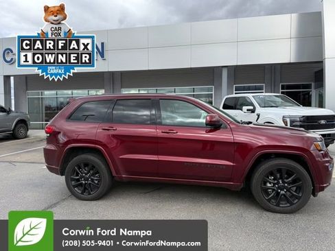 Used 2019 Jeep Grand Cherokee Altitude image 4