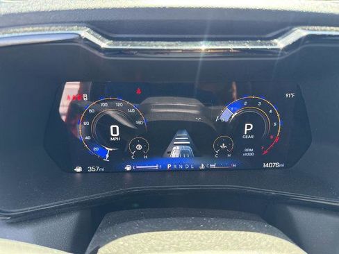 Used 2024 Chevrolet Colorado LT w/ LT Convenience Package II RWD image 6
