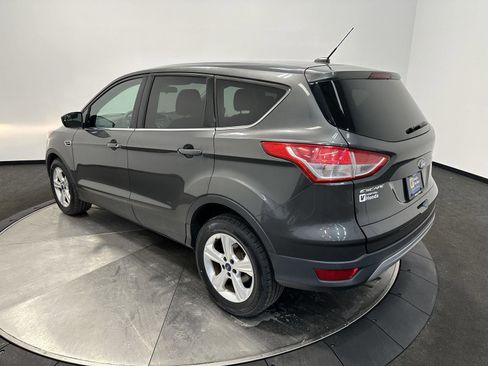 Used 2015 Ford Escape SE image 5