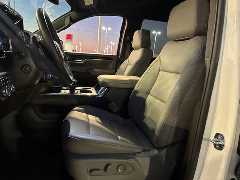 Used 2023 GMC Sierra 1500 SLT w/ SLT Premium Package image 17