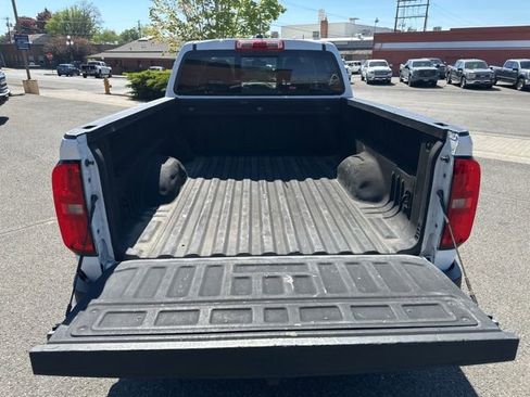 Used 2018 Chevrolet Colorado Z71 AWD/4WD image 22