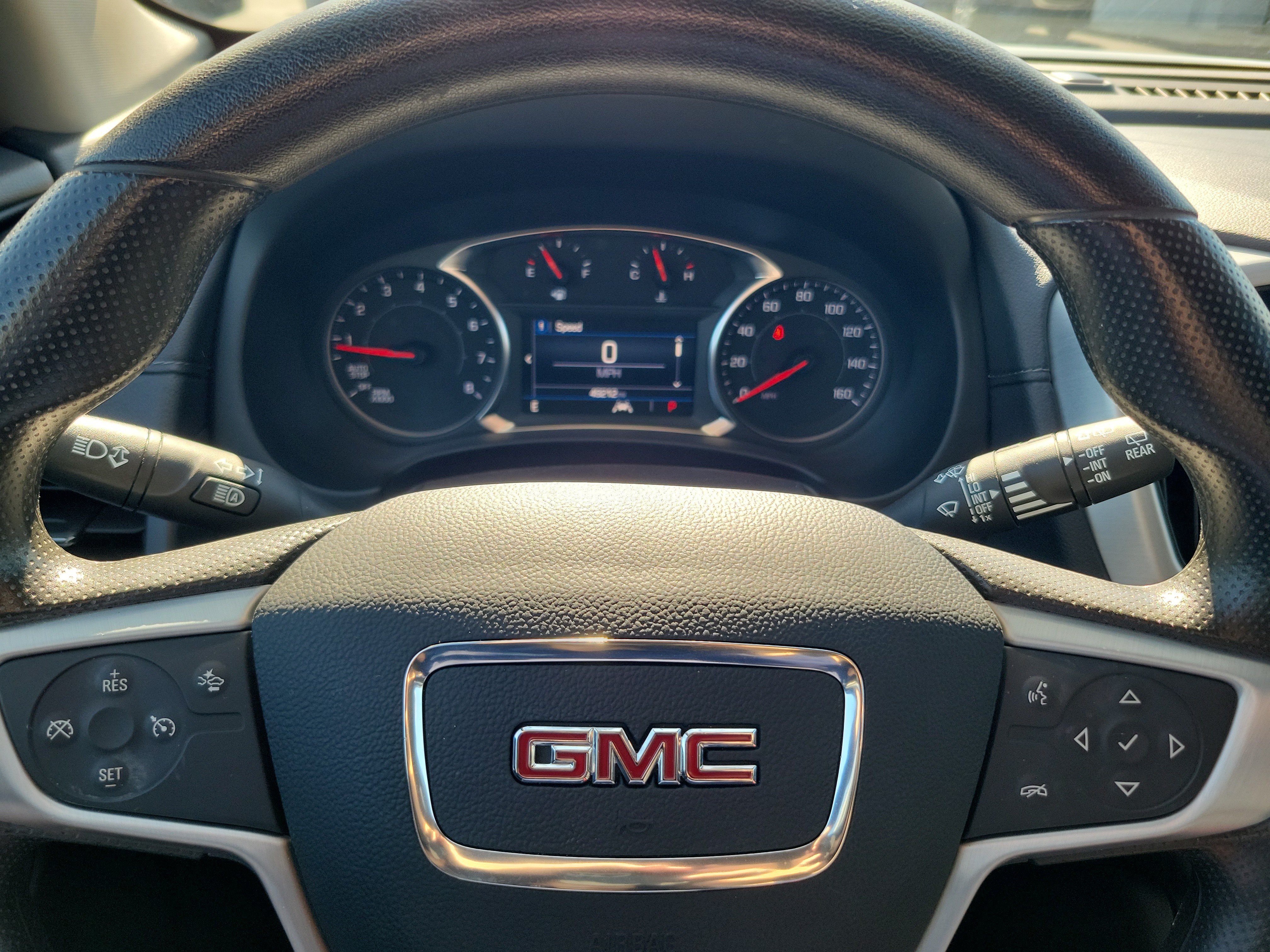 Used 2024 GMC Terrain SLE FWD image 20