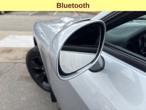 Used 2023 Dodge Challenger SXT RWD image 7