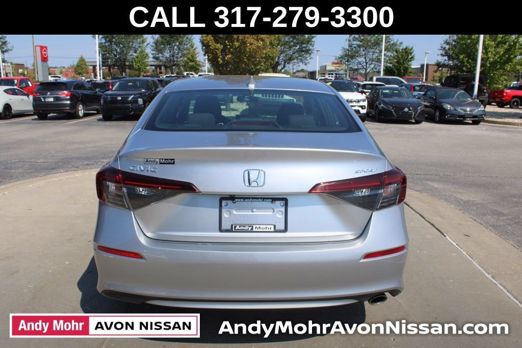 Used 2025 Honda Civic Sport image 8