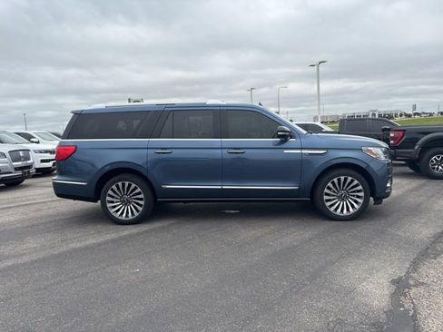Used 2020 Lincoln Navigator L Reserve w/ Luxury Package AWD/4WD image 4