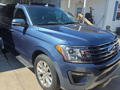 Used 2020 Ford Expedition XLT w/ Equipment Group 202A image 3