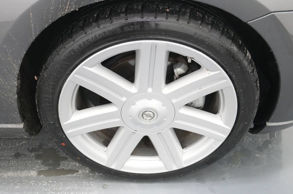 Used 2004 Chrysler Crossfire Coupe RWD image 10