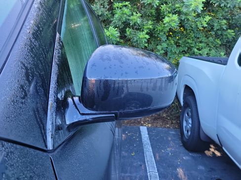 Used 2016 Nissan Pathfinder SL FWD image 5