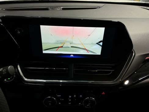New 2026 Chevrolet Trax RS w/ Driver Confidence Package FWD image 20
