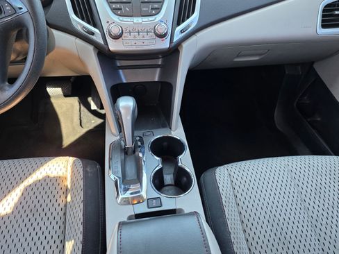 Used 2013 GMC Terrain SLE image 17