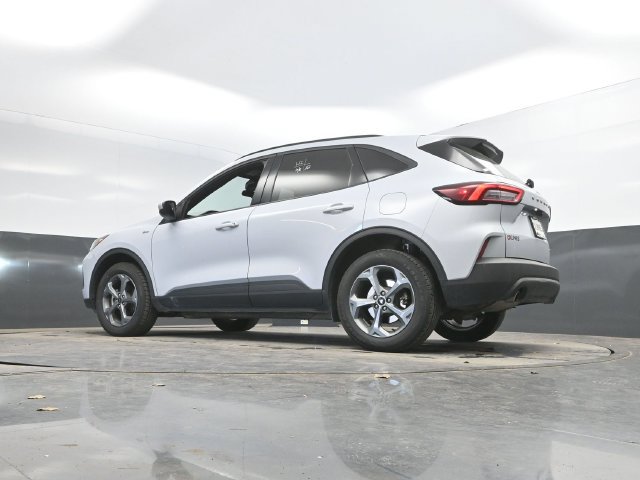 Used 2025 Ford Escape ST-Line Select AWD/4WD image 49