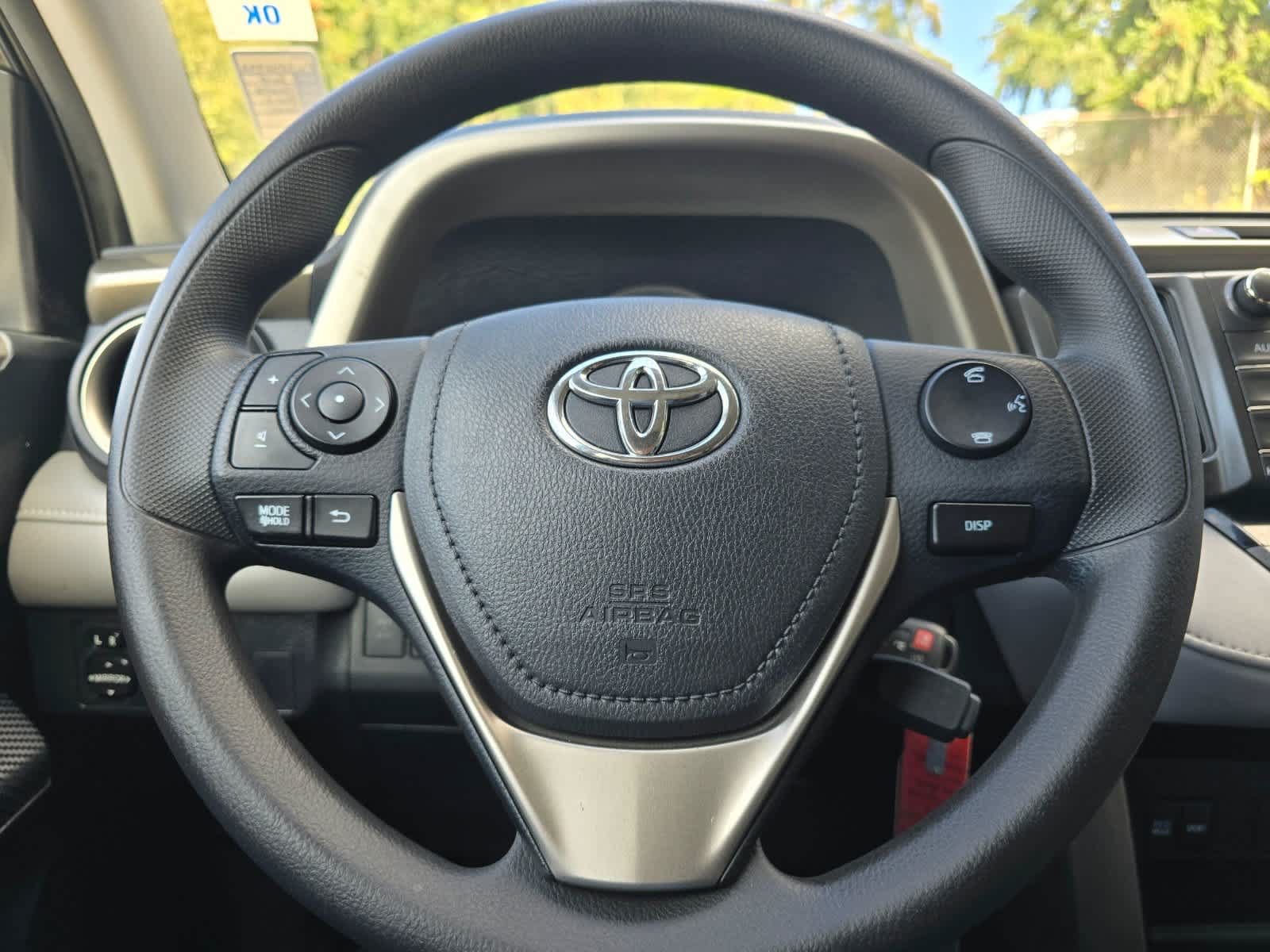 Used 2015 Toyota RAV4 XLE AWD/4WD image 10
