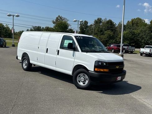 New 2025 Chevrolet Express 3500 Extended w/ Driver Convenience Package image 2