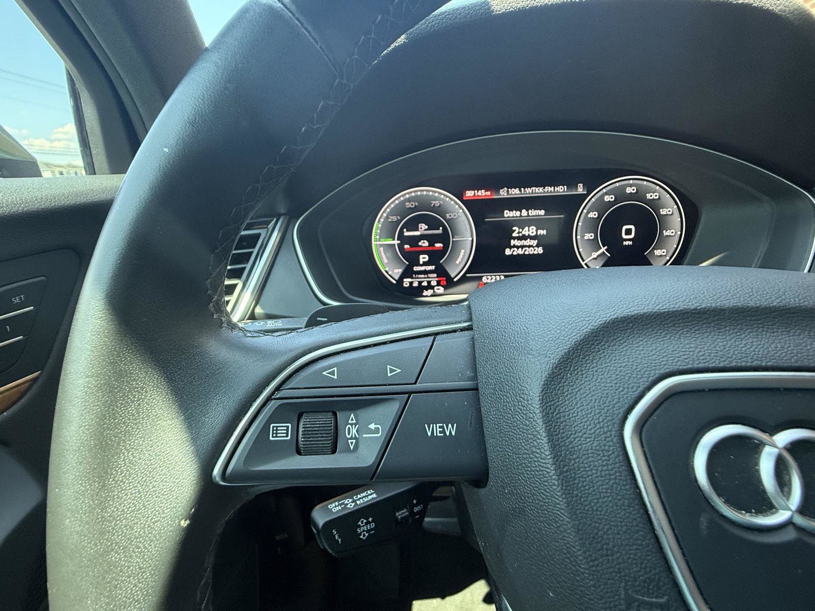 Used 2022 Audi Q5 e Premium Plus AWD/4WD image 13