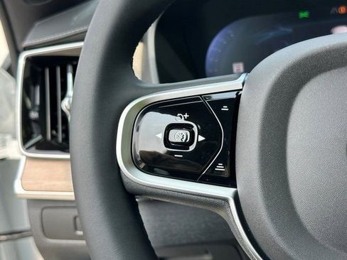New 2026 Volvo XC90 B6 Plus w/ Protection Package Premier image 29