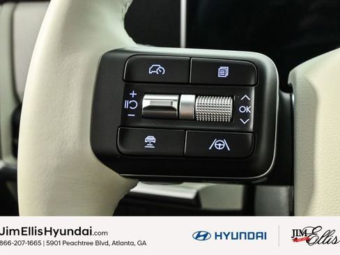 Used 2025 Hyundai Santa Fe SEL image 15